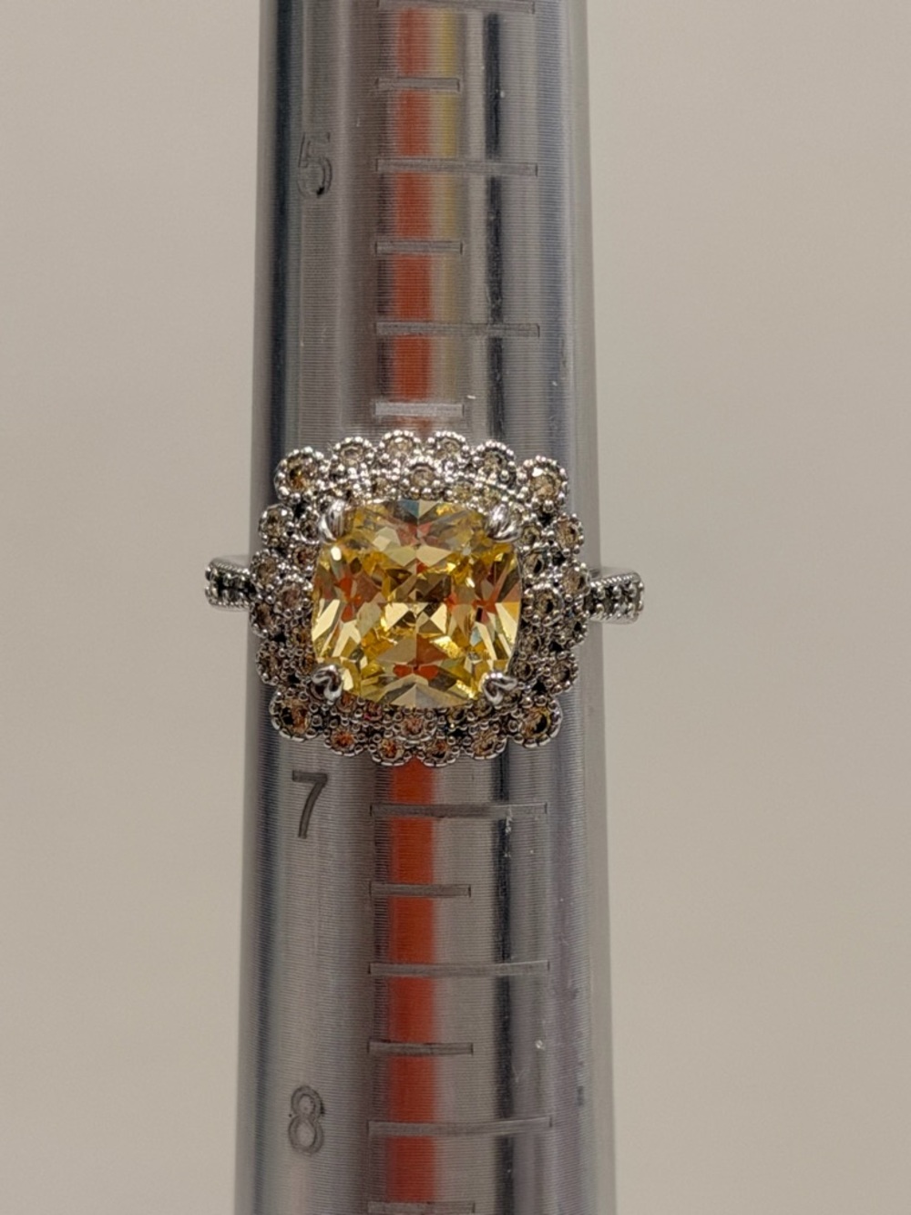 Bomb Party NWOT! Sterling Silver Yellow Cushion Halo Ring - Size 6